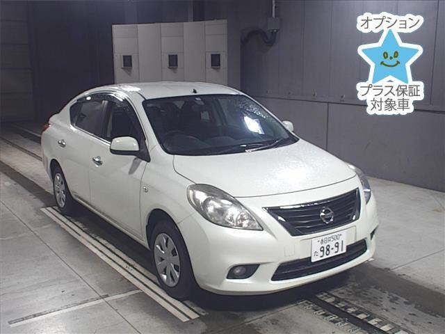 30046 Nissan Tiida latio N17 2013 г. (JU Gifu)